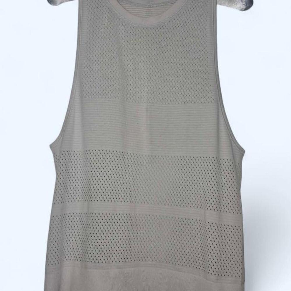 Lululemon white seamless mesh muscle